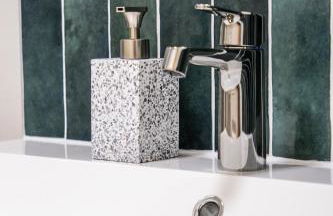 Cosy Haven Studio rénové, élégant Pougues les Eaux - Foto 6