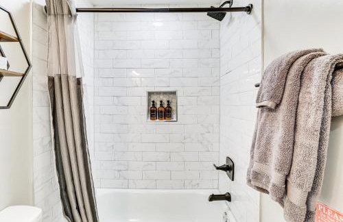 5 Mi to National Harbor Stylish Apt with Patio! - Foto 17