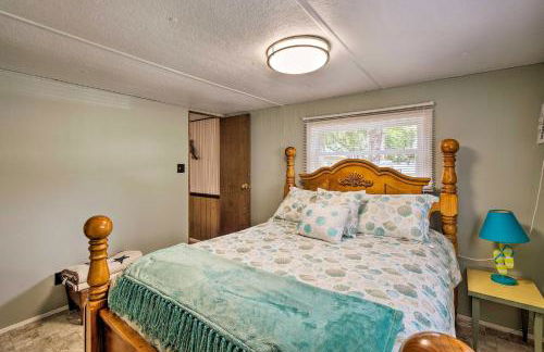 Cabin with Fire Pit, Walk to Steinhatchee River! - Foto 16