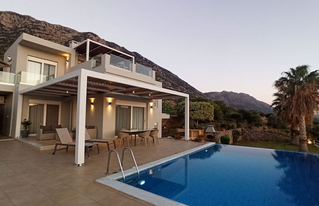 Luxurious Villa Tholos Crete - Photo 1