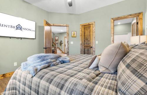 New Cabin at Tall Timbers! Free Tickets! Indoor and Outdoor Pools! - Foto 16