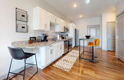 H4N Furnished Apartments at Ellipse Urban in Hampton VA - Photo 32