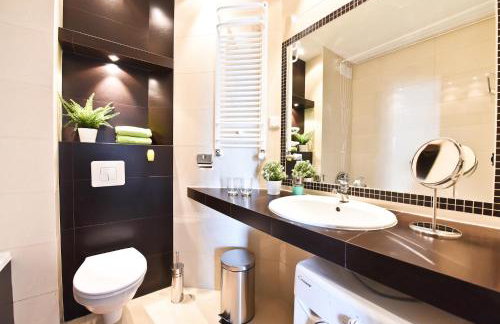 APARTAMENT CENTRUM - 2 z miejscem parkingowym - Photo 15