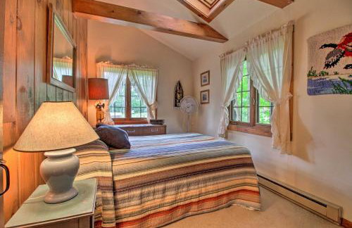 Waterfront Lake George Cabin Walk to Water - Foto 15