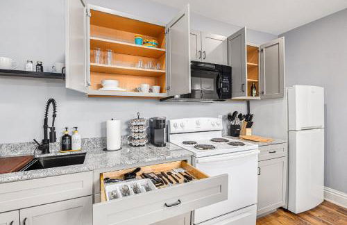 Remodeled Mins to Beach & Downtown Downstairs - Foto 27