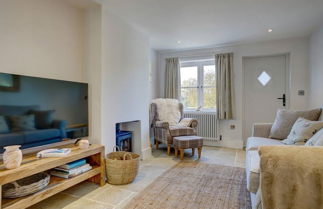 Luxury 1 bed Cottage With hot tub and log Burner - Foto 11