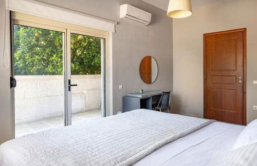 Queen Electra with pool and tennis court - Photo 6