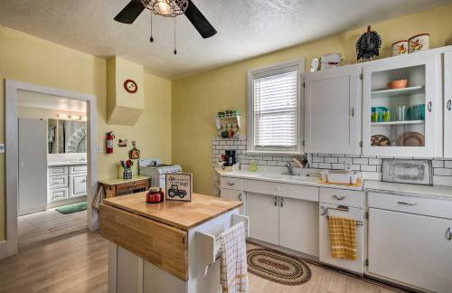 Kik-N-Bak Cottage with Beautiful Mountain View - Foto 8