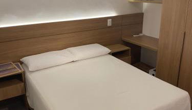 Apê reformado na quadra da praia - Foto 4