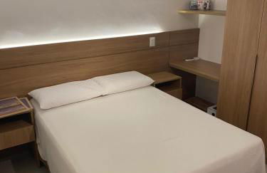 Apê reformado na quadra da praia - Foto 4