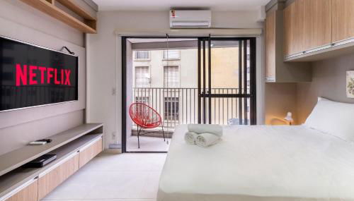 Studio com TV Smart perto do metrô República - Foto 1