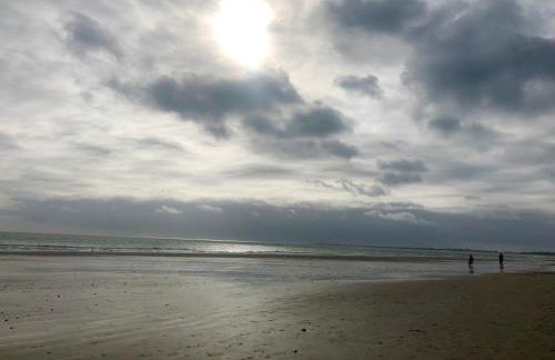 Beautiful villa 4BR with jacuzzi near the beach - Foto 27