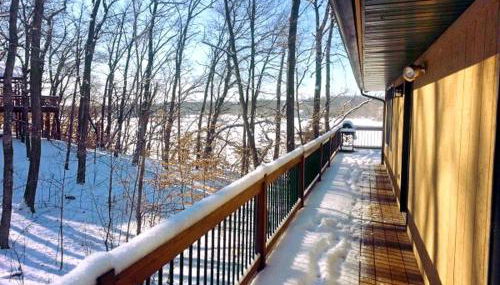 Rustic Cabin Rental with Waterfront Views on Lake Sylvia near St. Cloud, Minnesota - Foto 5