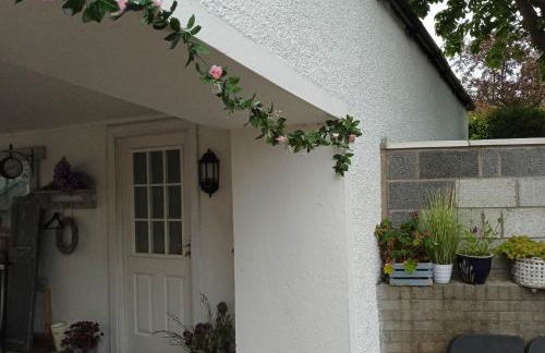 2 bedrooms sleeps 4 free wifi parking outdoor area - Foto 3