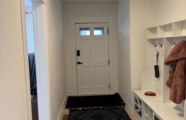 Modern 2BR Getaway Near Revere Beach - Foto 29
