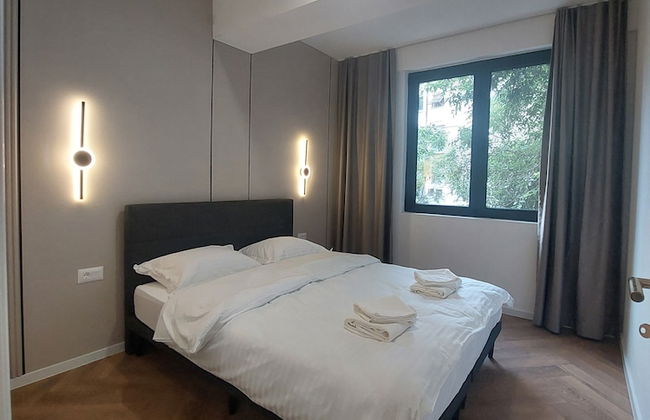 Executive Suites by Modern Living - Photo 5