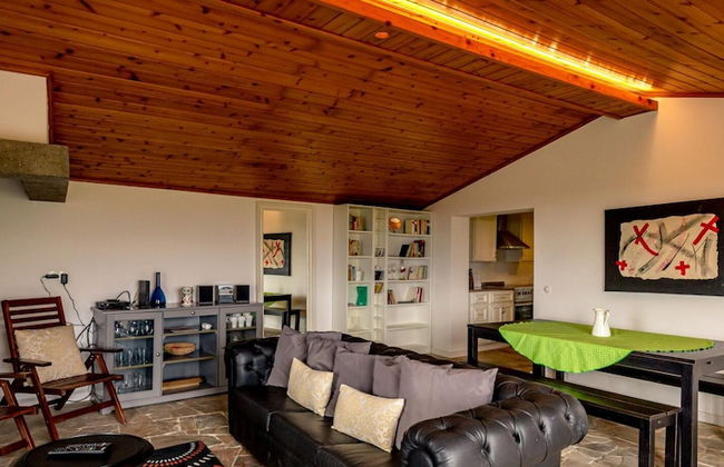 Casa dos Cal os in S o Mateus da Calheta - Photo 1