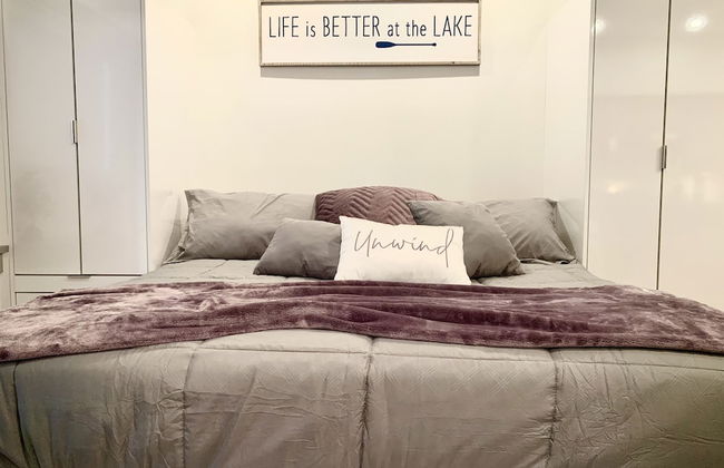 Romantic Lakeside Studio Suite - Foto 2