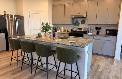 Your Beautiful 5Bd 3ba 2 Story Home Close to The Strip Near Durango Casino - Photo 6