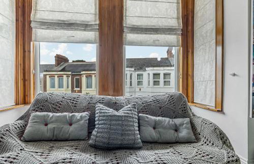 Sleeps 7 Large 4 Bed Town House for Contractors & Families & Friends in Great Central Location - Foto 8