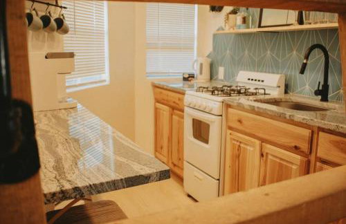 Agave Tiny House at Cactus Flower-Private Hot Tub-Pet Friendly-No Pet Fees! - Foto 9