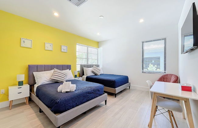 Los Patios Home Suites - Photo 8