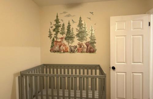 Evergreen Escapes 4 BR with Game Room, Firepit near Kalahari and Camelback - Foto 29