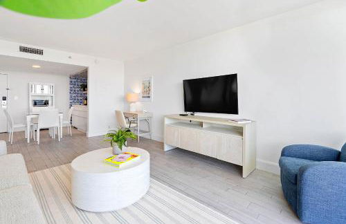 1100 West South Beach Luxe Miami Condos by Joe Semary - Foto 56