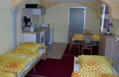 Ferienwohnung Monteurzimmer Bretnig WiFi Waschmaschine Parklpatz kostenlos - Foto 1