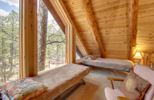 Fire Pit and Hot Tub Lakeside Cabin on 2 Acres! - Foto 29