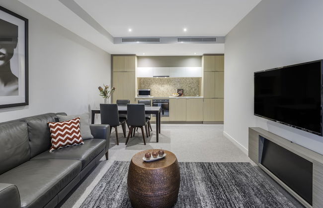 Imagine on Southbank - Photo 19