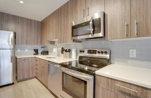 Fun & Comfort Await: Apartment at Alexandria - Foto 32