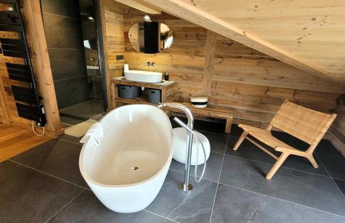Chalet spacieux 5* avec jacuzzi et sauna, animaux acceptés - FR-1-598-41 - Foto 10