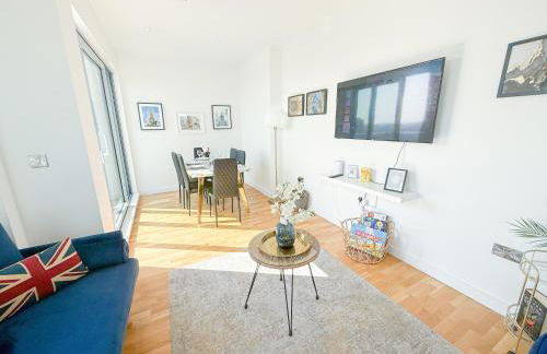 Lux 3-Bedroom Penthouse in Battersea with 3 Private Balconies near Clapham , Nine Elms by NourNest Apartments - Foto 18