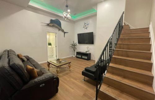 Arctic House- Walk to the Casinos, Outlets & More! - Foto 5