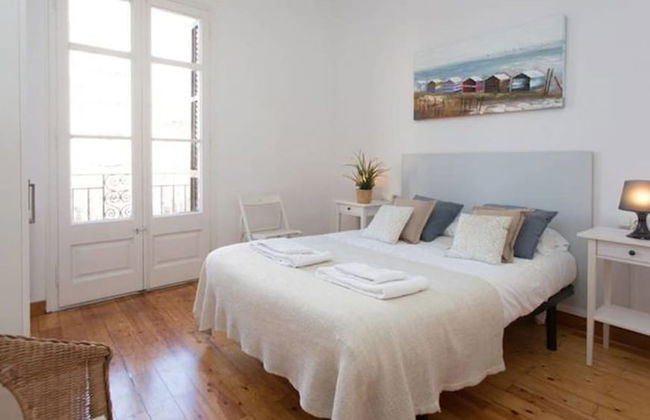 Barcelona Fira Apartments - Photo 36