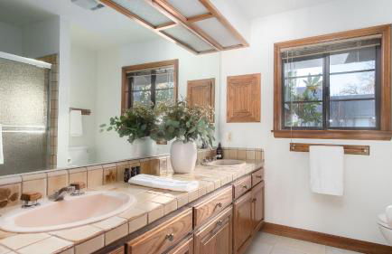 Cathedral by AvantStay Charming Secluded Estate w Sauna Pool Table Views of the Rolling Hills - Foto 35