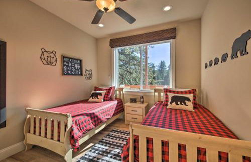 Sugar Bear Lodge with Game Room - 5 Mi to Village! - Foto 23