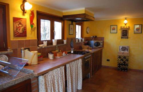 Casa intera tra le colline e le vigne del Dolcetto - Foto 21