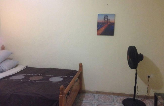 Charming 2-bed Cottage in Benin City - Foto 5