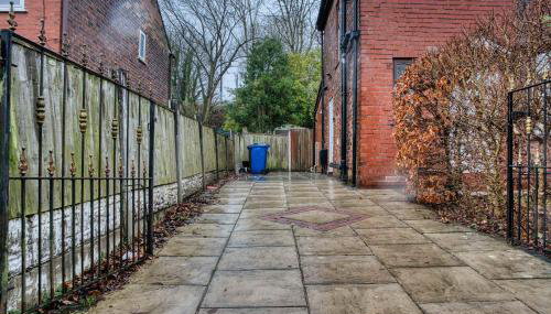 Modern 3BR Manchester Home Sleeps 7 Parking - Foto 3