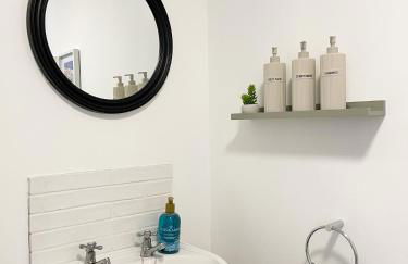 Borders Retreat, Cosy 1 Bed Flat - 3miles from M6 Jct45 - near A75, Gretna & Carlisle - Photo 18