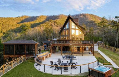 Luxury A Frame 5BR Hot Tub & Mountain Views - Foto 1