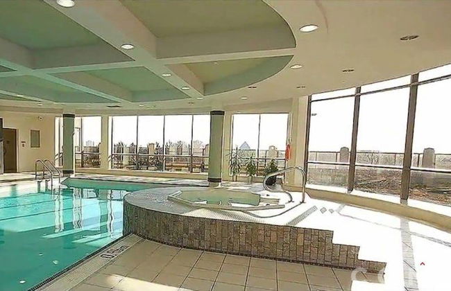 NAPA Furnished Suites Square One - Photo 20