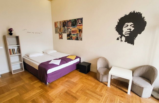 Mosaic Center Apartments - Photo 37