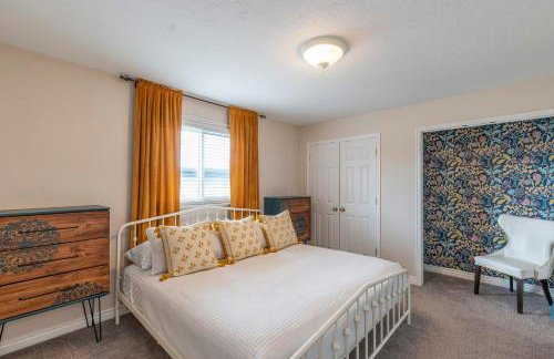 Business in Front and Fun in the Back Pets too - Photo 20