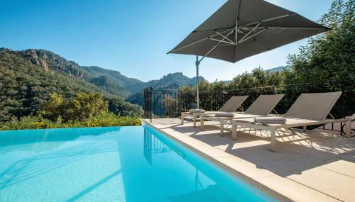 Luxury Villa for 8, private pool, airco, sea and mountain views - Foto 2