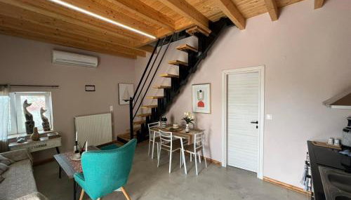 Attic View - Photo 2