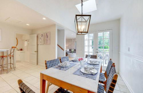 Summerland Home with Beach Supplies Walk to Beach! - Photo 8