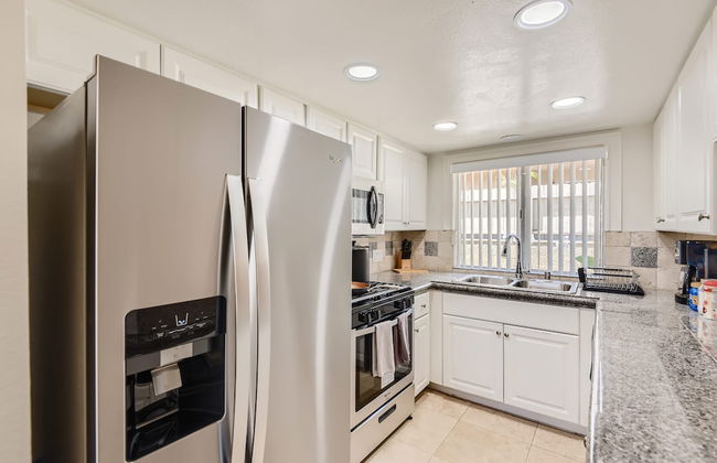 Spacious 3BR Yard BBQ Games Free Parking 0R2 - Photo 11